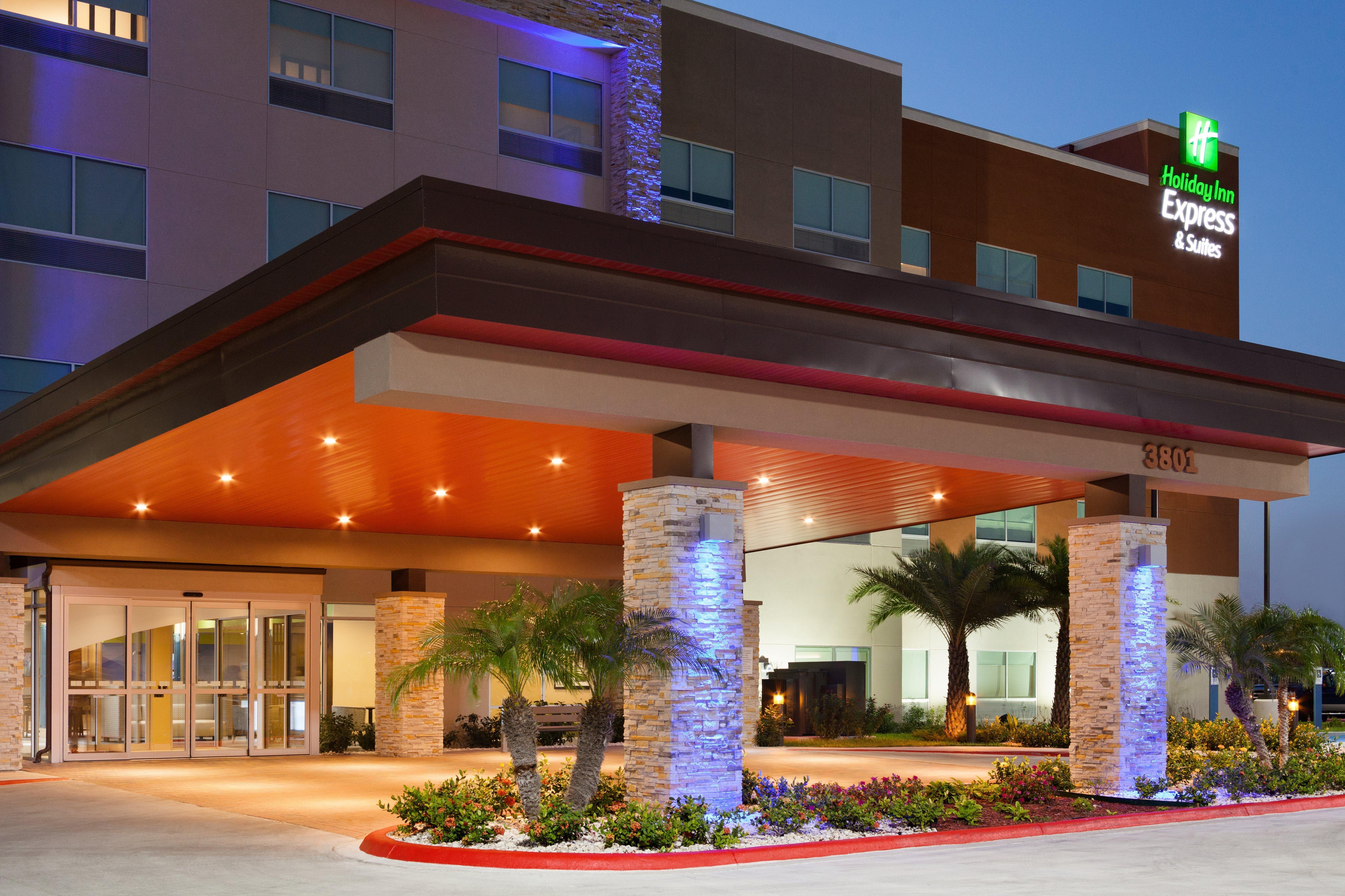 Holiday Inn Express & Suites Edinburg- Mcallen Area By Ihg Екстериор снимка