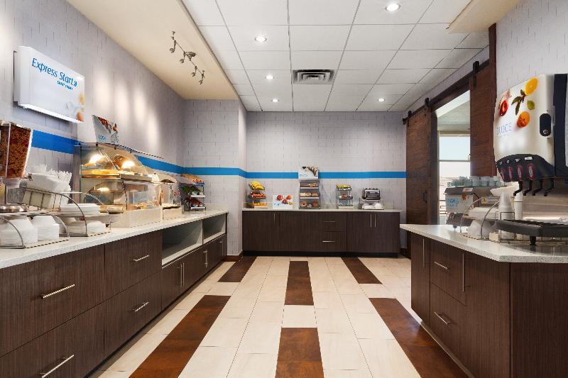 Holiday Inn Express & Suites Edinburg- Mcallen Area By Ihg Екстериор снимка